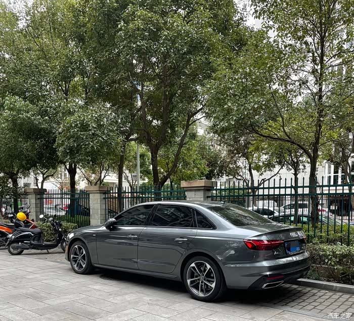 新年给小4换个新装黑光包升级