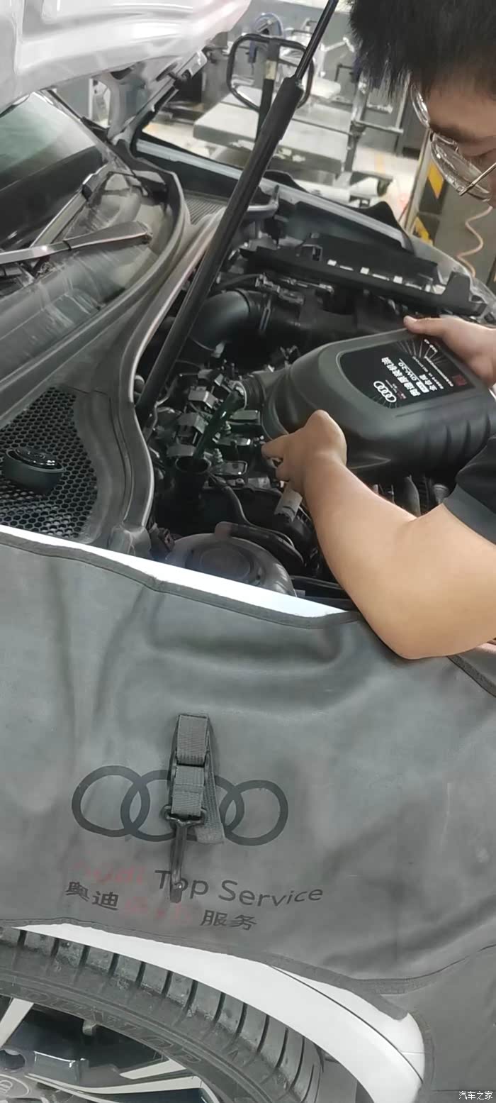 奥迪q3sportback提车后首保