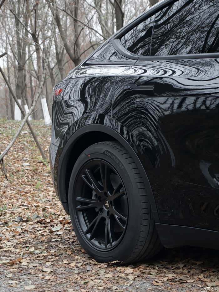 黑车19轮轮毂烤漆改色