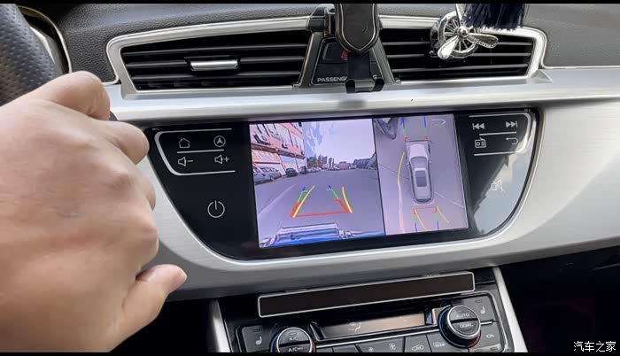16款博越自己更换不一样的车机简直太完美了
