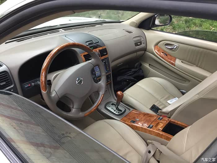 近15年仅8万多公里的日产风度a33让我又有了恋爱的感觉