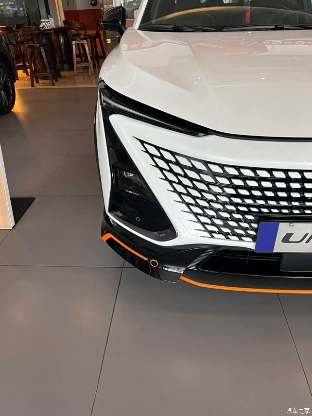 【图】运动尊贵版unit 白色_长安uni-t论坛_汽车之家论坛