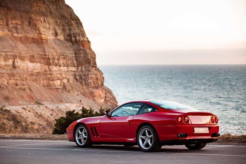 经典跑车法拉利550 maranello,依旧帅呆了.