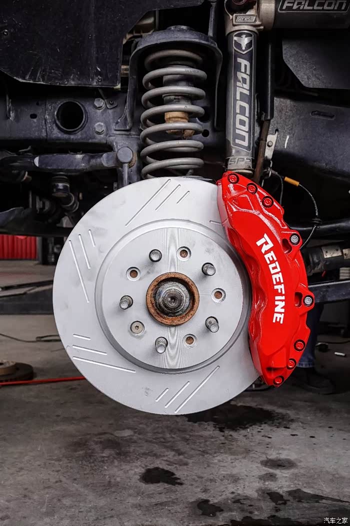牧马人升级redefine专用六活塞刹车卡钳套件