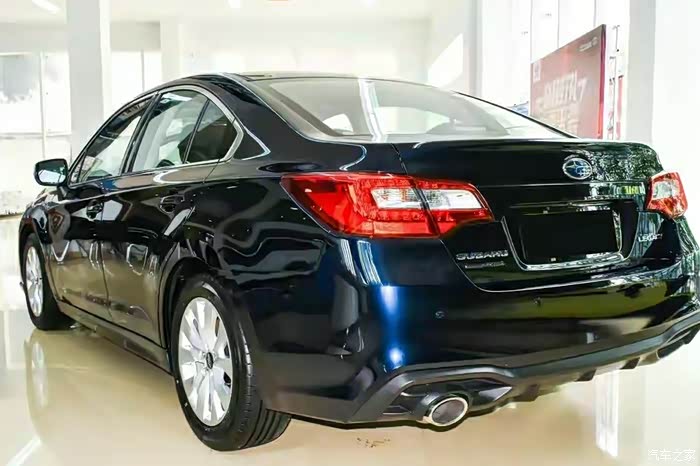 告别2021实拍斯巴鲁力狮