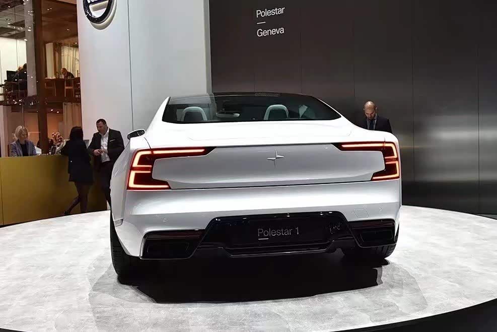polestar 1这台车的外观设计上,定位是跑车,车身动感