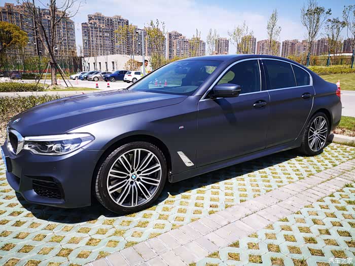 上海2020款宝马540i磨砂极地灰留念19年10月下定