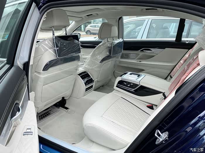 全网最全【宝马740li行政版,3000公里大报告】照片已更新!