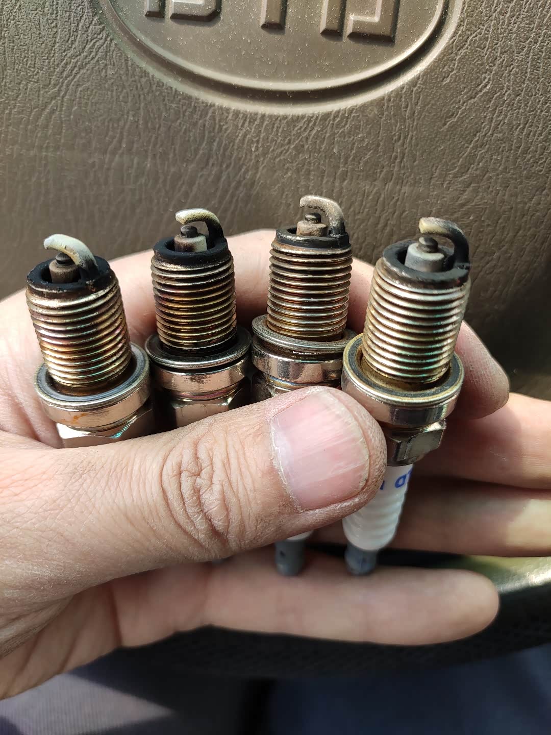 终于把k7rti火花塞换了86000公里473qb发动机