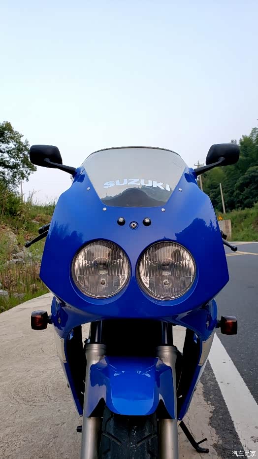 轻骑铃木gsx250征服者为了那时的梦想