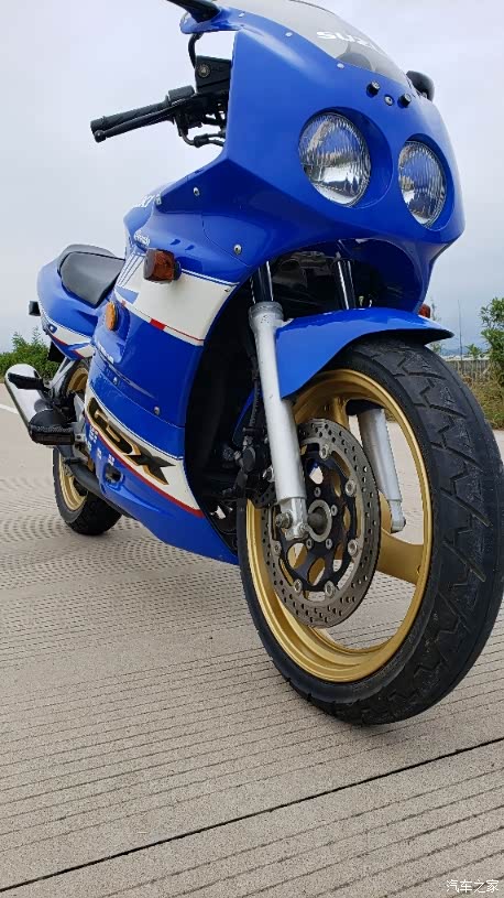 轻骑铃木gsx250征服者为了那时的梦想