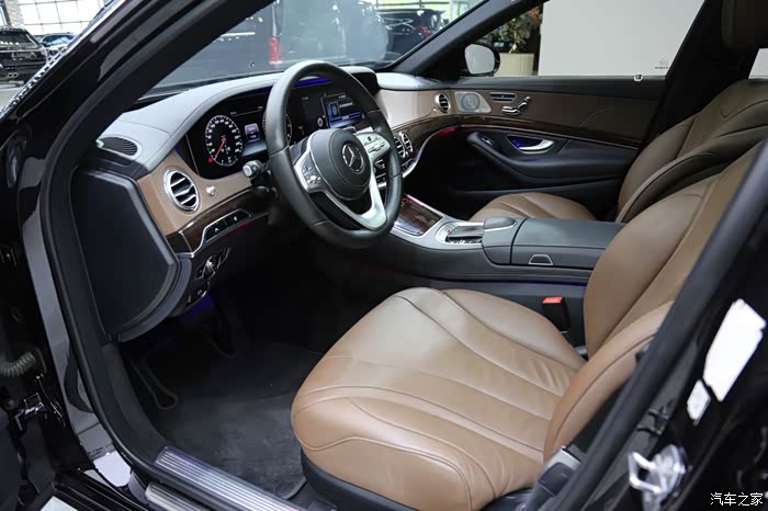 奔驰s级2020款s350l商务型臻藏版