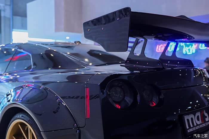 40 | 回复: 0 日产gt-r论坛 11年宽体战神gtr