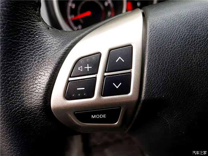 【人车生活】我和体育馆有个约会-小炫运动范