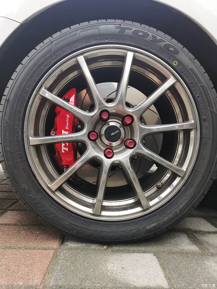 马牌mc6与米其林ps4的对弈,性能胎使用对比