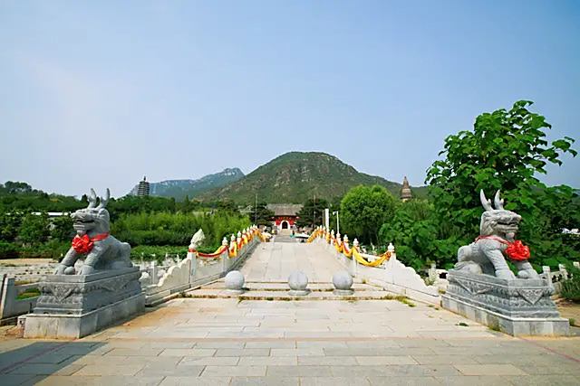 雲居寺的三絕四寶也都是國之重器令來者大開眼界