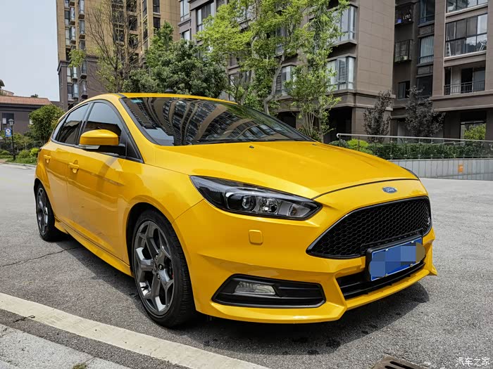 个人出一台17款热血橙福克斯st素车