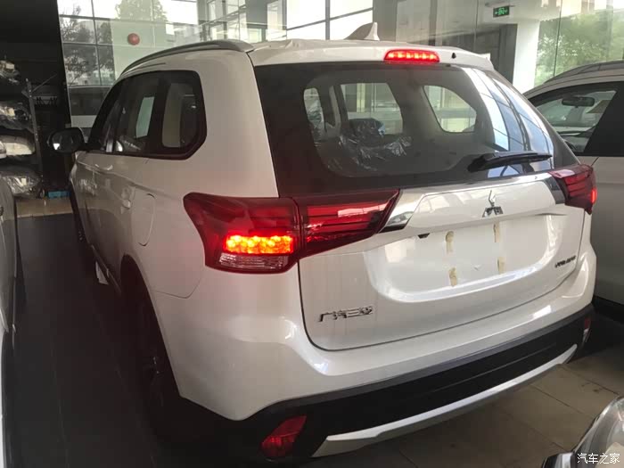 【图】嘉乐七座提车顺便加个尾翼_欧蓝德论坛_汽车之家论坛