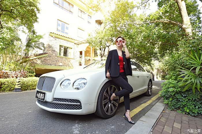 小妖撩车21期三秒钟爱上他美女与宾利飞驰的超级奢华体验