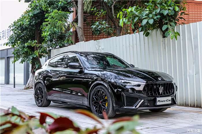 玛莎拉蒂levante改装黑武士系列如此改装后的莱万特帅爆了