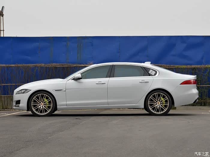 【图】白色xfl配什么轮毂好看?_捷豹xf/xfl论坛_汽车之家论坛