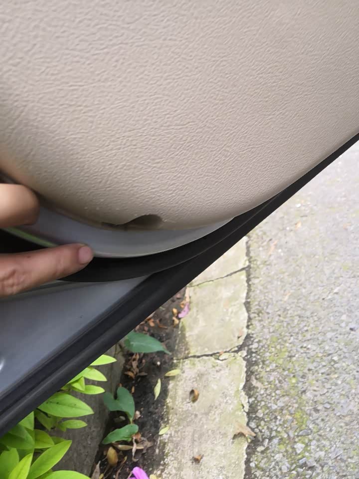 自己动手更换老凯越前门音响喇叭!