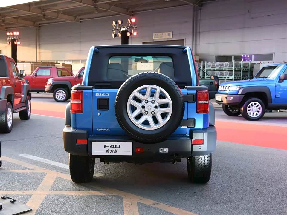 bj40皮卡版本纯粹就是个大玩具