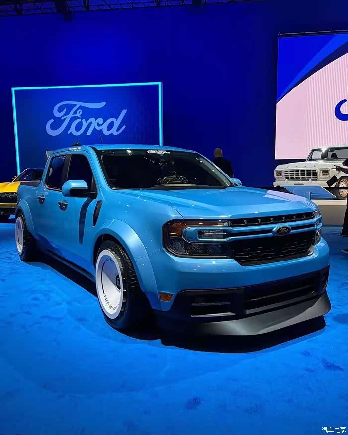 实拍2022款福特maverick低趴版不走寻常路的个性皮卡