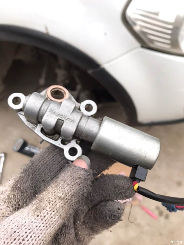 铃木天语自己更换vvt电磁阀垫圈