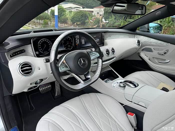 个人出奔驰s500coupes500双门轿跑版灰外米内