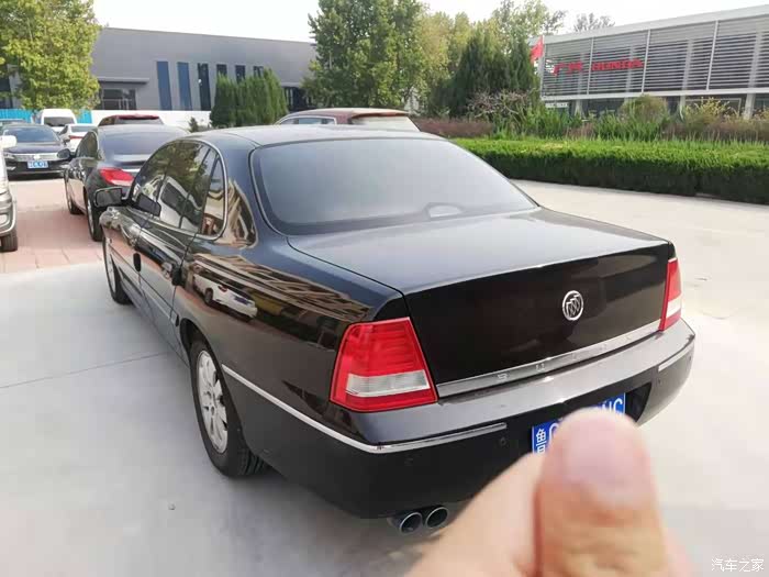 情怀车别克荣御