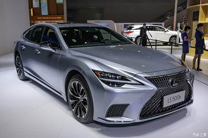 年末福利大反馈豪华纯口大型轿车雷克萨斯ls