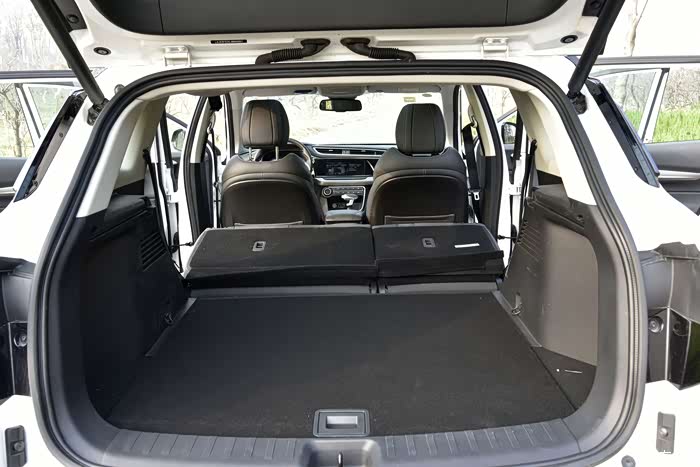 【ai生态suv】实力不容忽视,试驾东风风神ax7