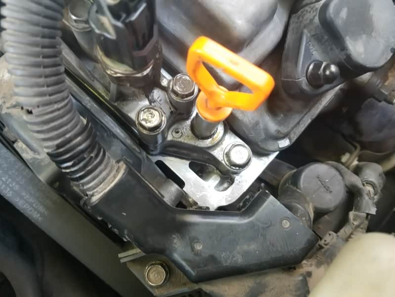 八代雅阁vtec阀漏油有车友是同样的毛病吗都怎么处理的