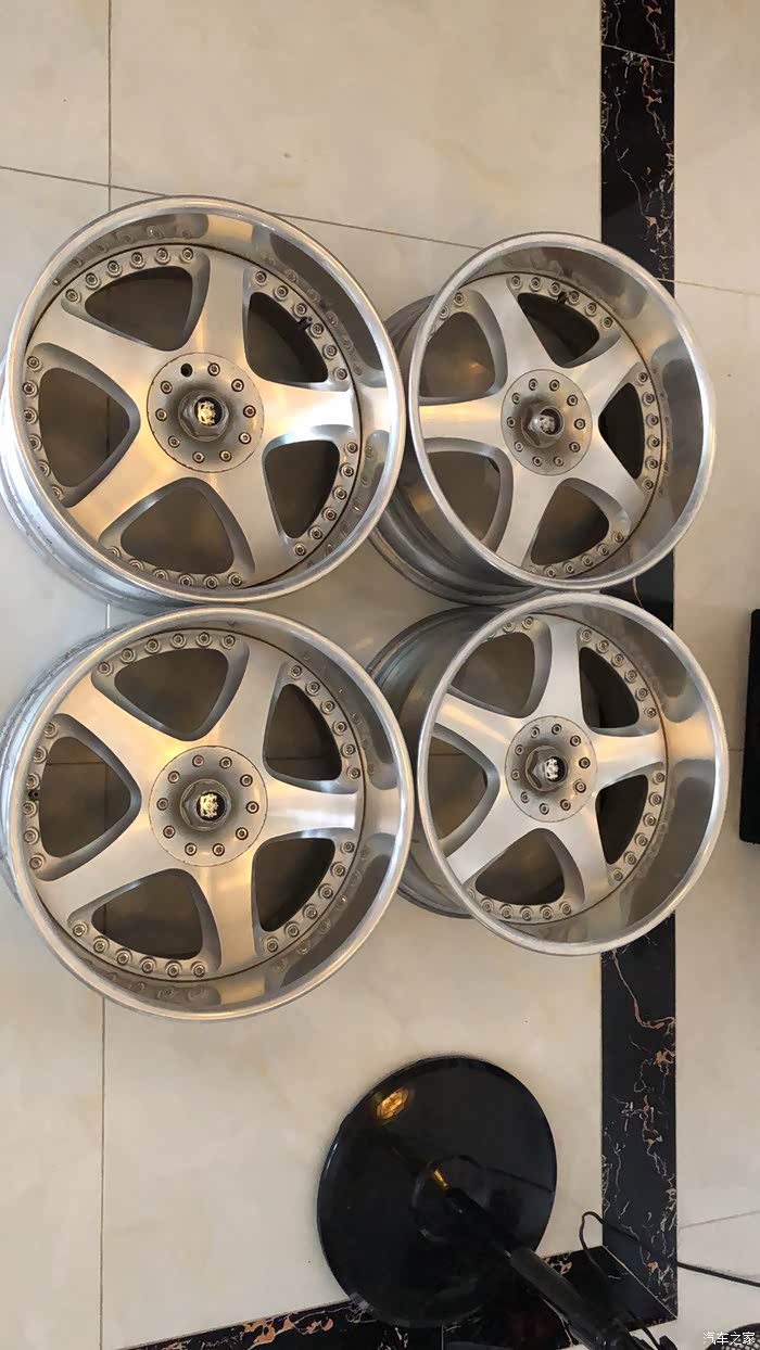 还原卖车出自用18寸日本jp轮毂配件齐全