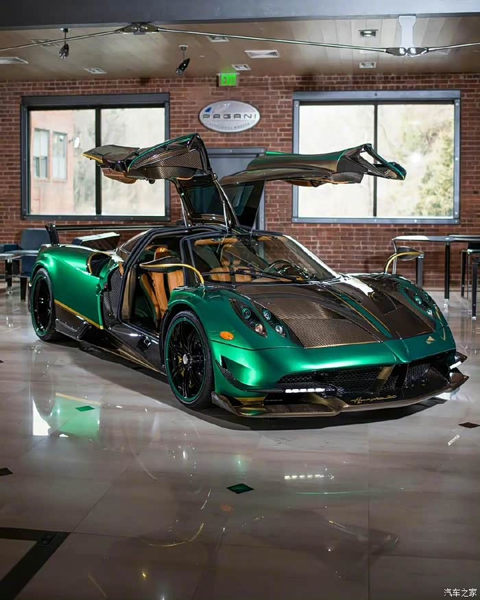 帕加尼paganihuayrabc配色真帅气