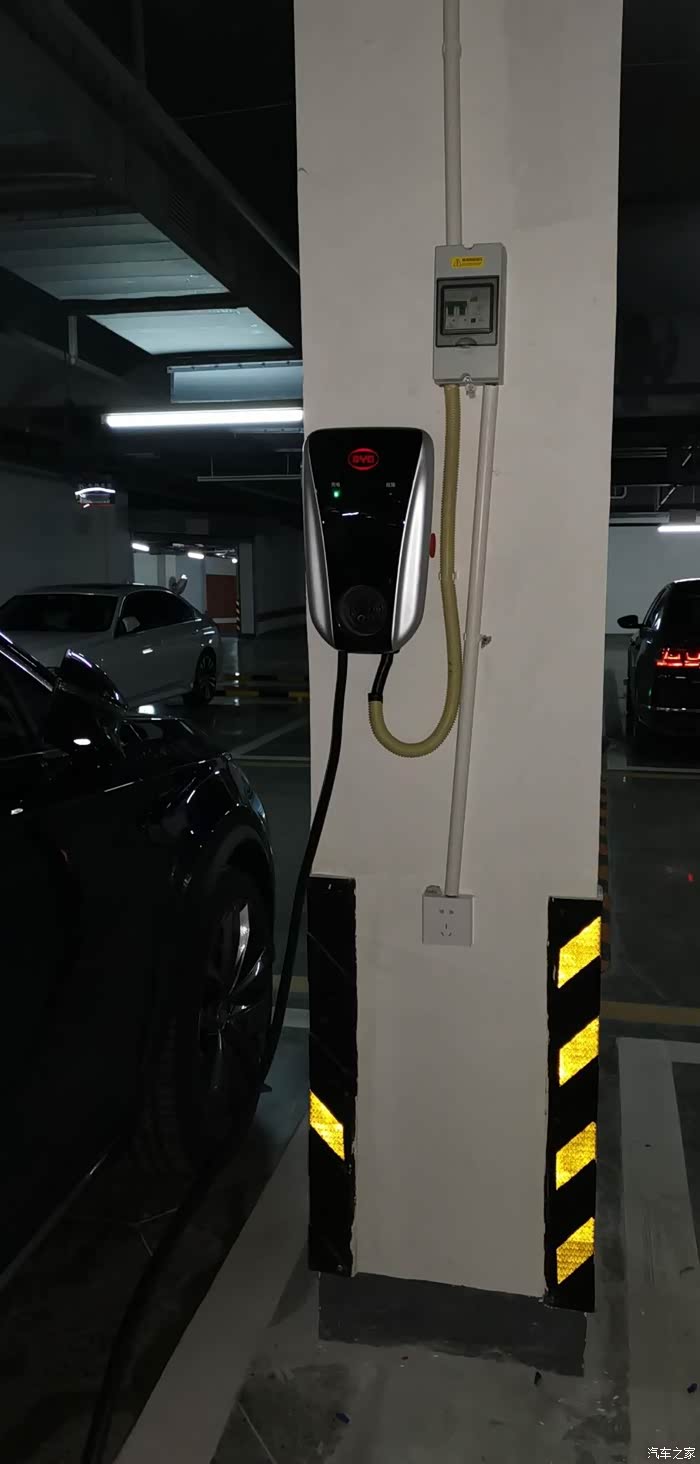 希望比亚迪能推出立式充电桩