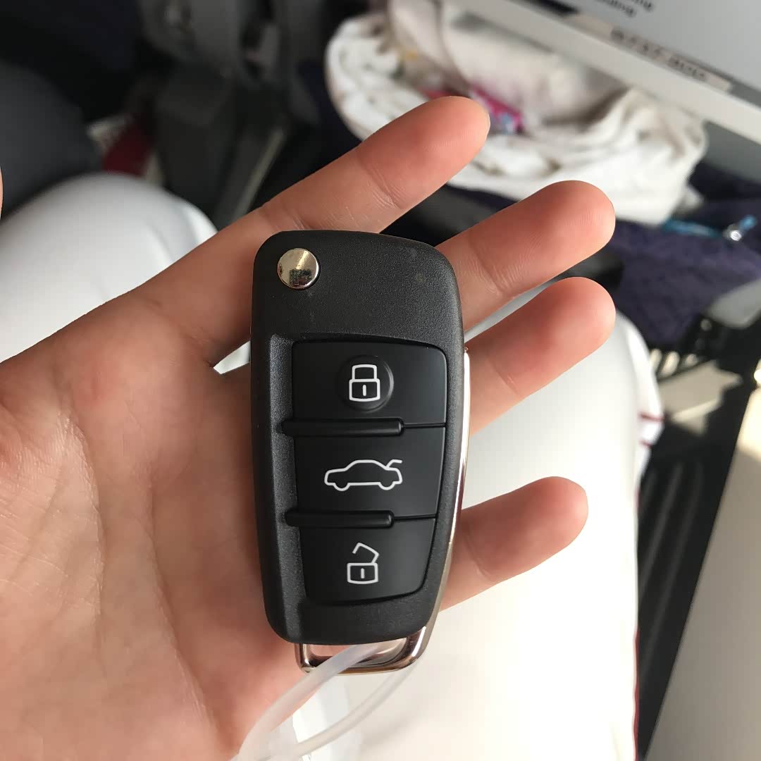 奥迪s3加配新款rs钥匙