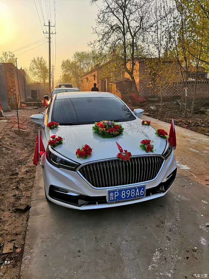 白色红旗h5婚车头车!