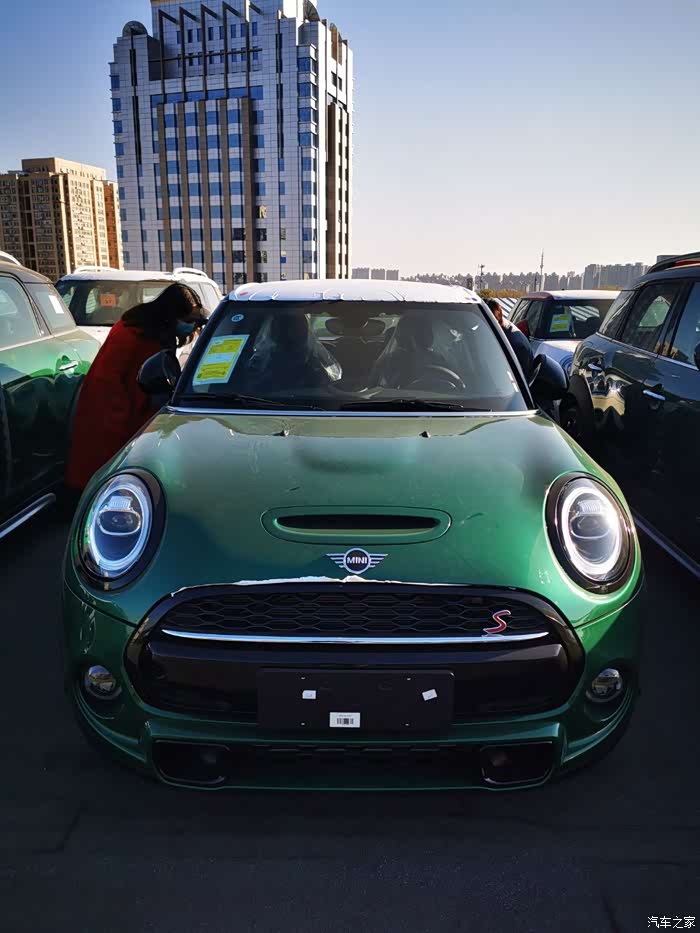 3541 | 回复: 6 mini论坛 小红变小绿----英伦绿艺术家的坎坷购车路.