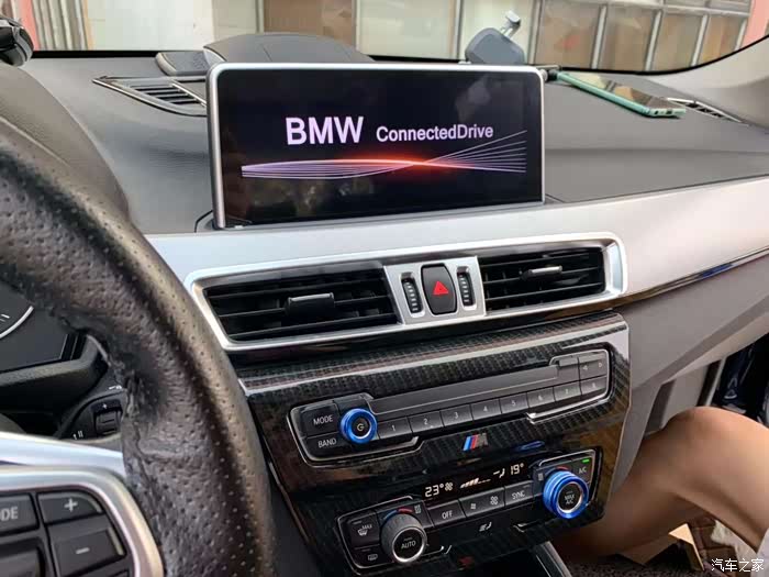 18款宝马x1大屏导航改装记