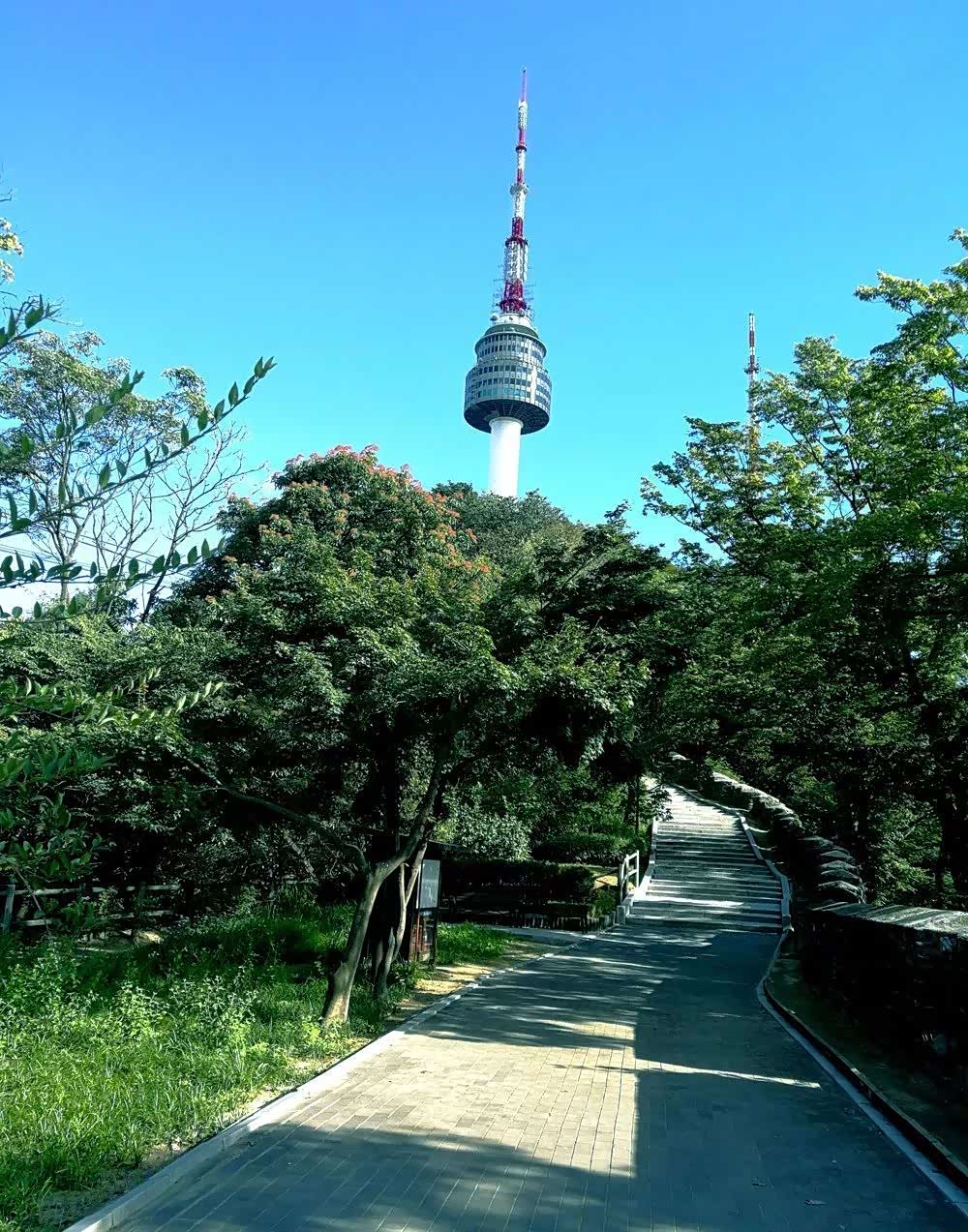 打卡韩国首尔第一地标——首尔南山塔