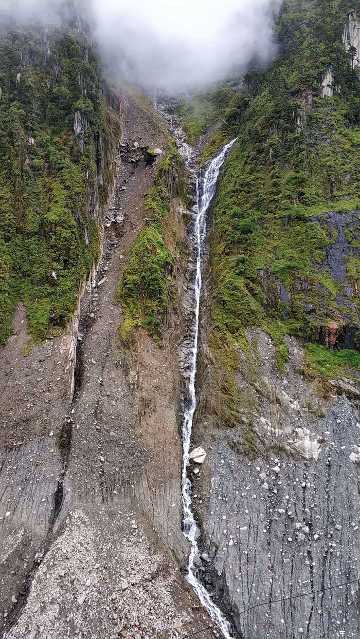 四川长安suv联盟和平鸽自驾海螺沟看高山瀑布