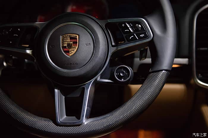 老卡宴改971旋钮方向盘并完美激活