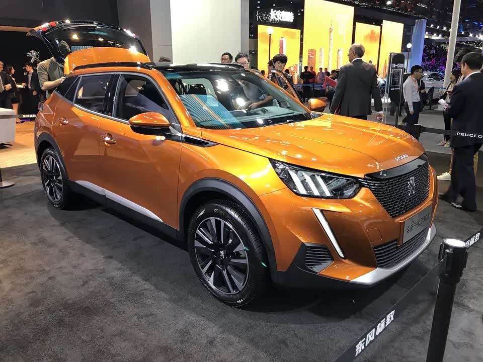 东风标致全新一代2008在广州车展上迎来全球首秀,就是那么帅