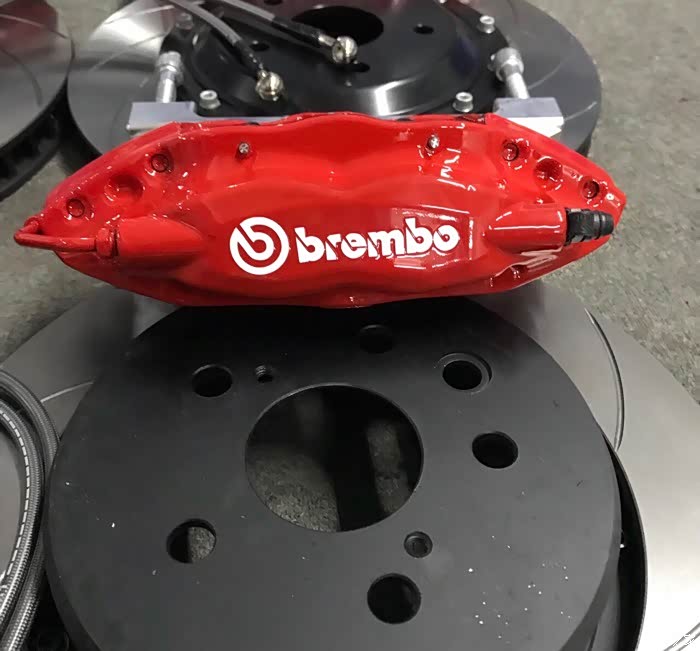 求助 这个刹车有什么区别 brembo f50