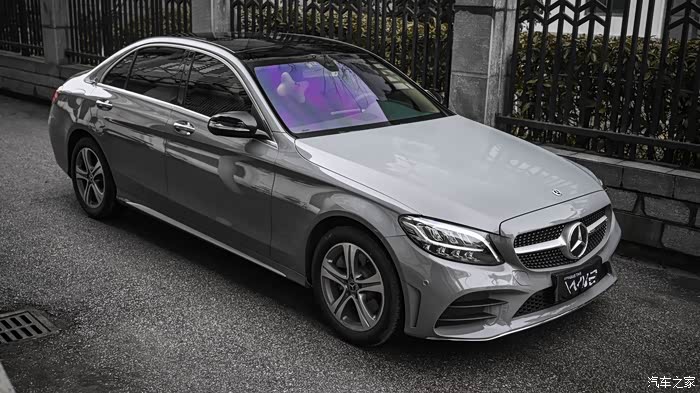 劣质车衣的痛苏州奔驰c撕车衣贴鲨鱼灰外拍赏析