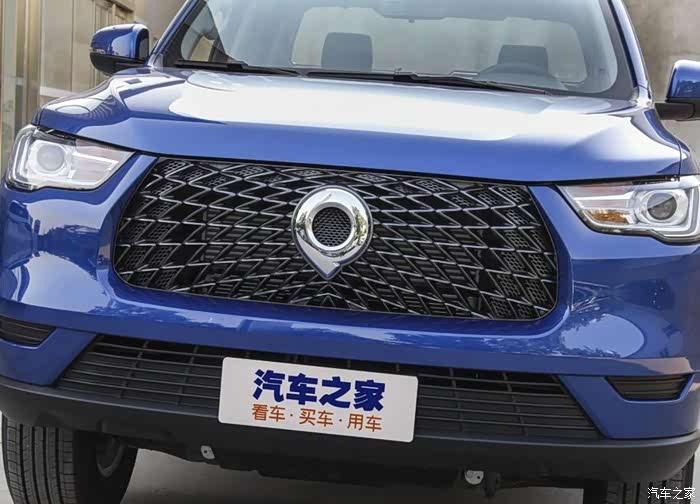 赏析长城炮商用版皮卡记