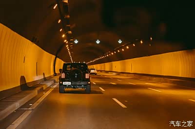 抢先试驾坦克300 重庆森林越野公园嗨起来!