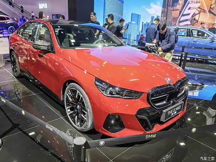 广州车展看宝马i5m60